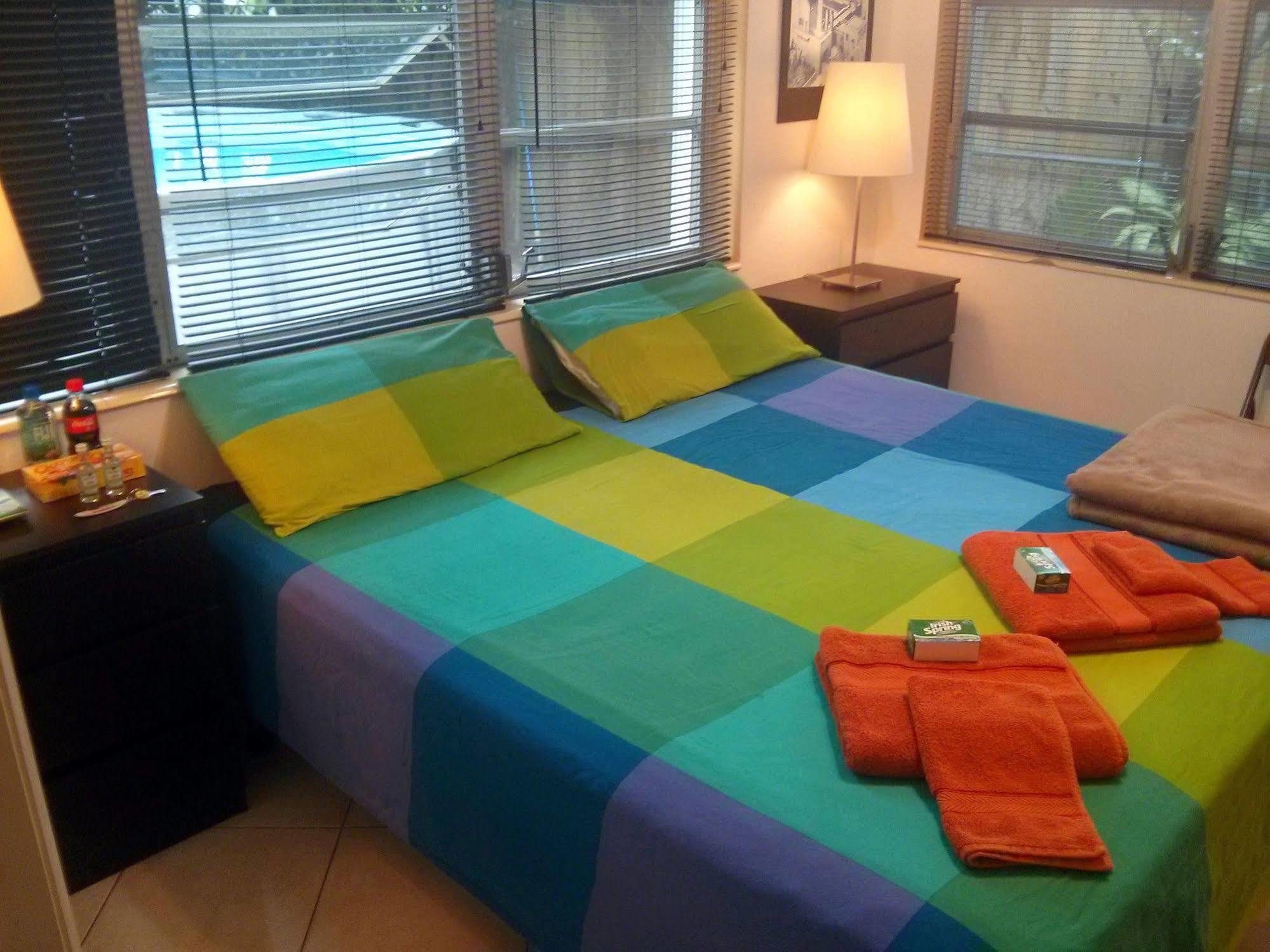 Blue Ocean Guesthouse Oakland Park Εξωτερικό φωτογραφία
